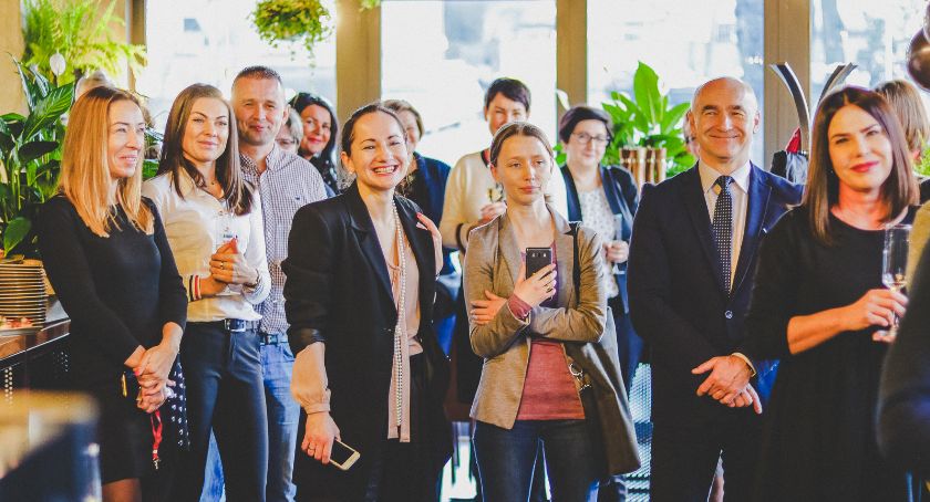 Drama Resto Bar – miejsce wyjątkowych spotkań w Jeleniej Górze