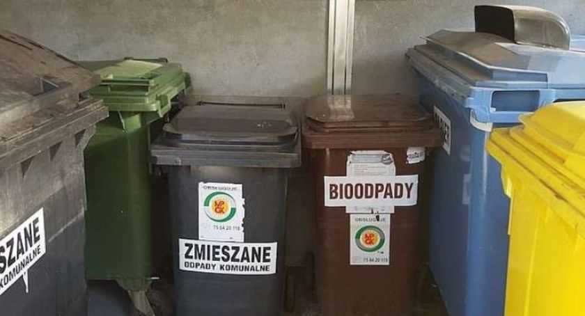 Segregacja odpadów. Jelenia Góra na dole śmieciowej statystyki