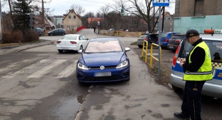 Zaparkował bez wyobraźni