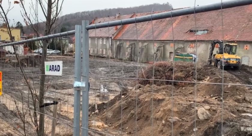 Praca wre. Nowy węzeł przesiadkowy już wkrótce.