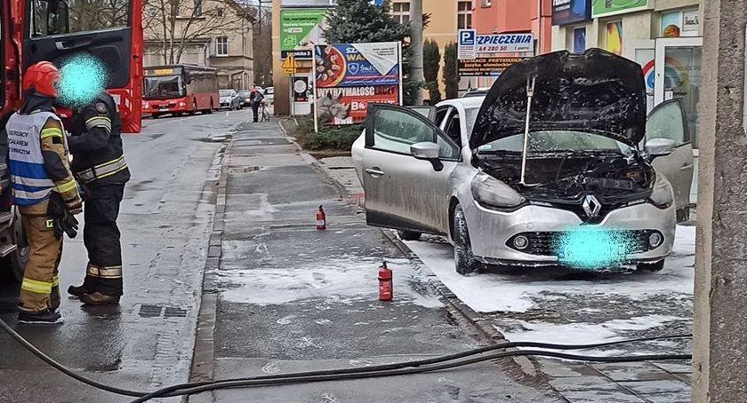 Pożar auta na Wolności