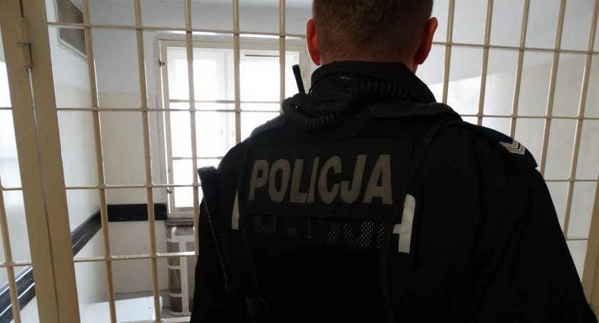 Poszukiwany listem gończym zatrzymany przez policjantów