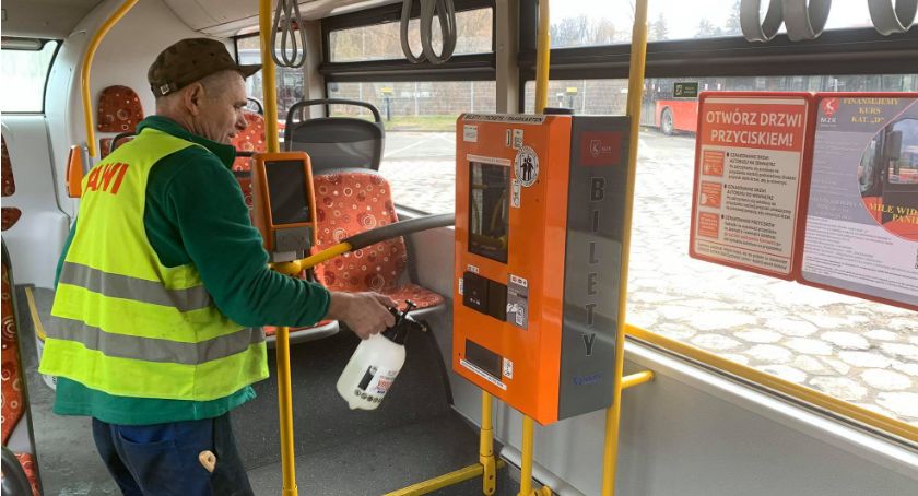 Dezynfekują autobusy MZK