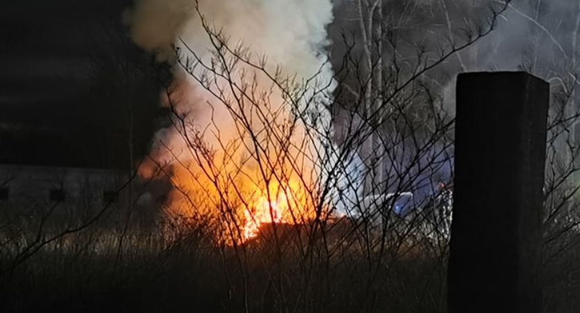 Pożar podkładów kolejowych w Cieplicach