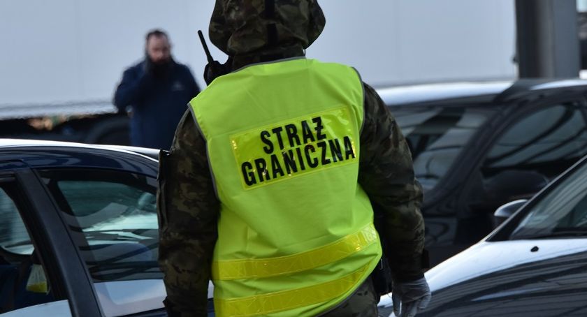 Trudna sytuacja na granicy. Wiele godzin oczekiwania na wjazd do Polski