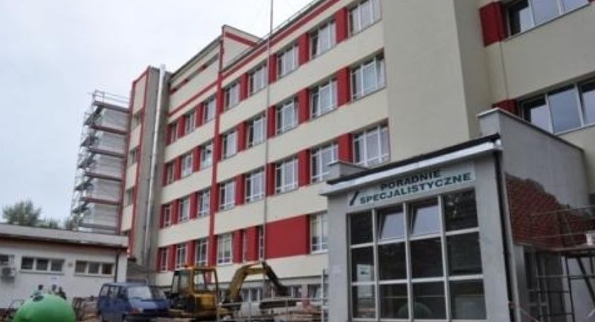 Zarażony kierowca autobusu PKS jest w ciężkim stanie