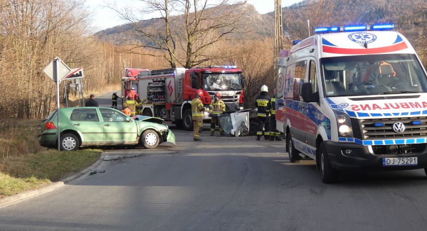 Kolizja drogowa w Piechowicach