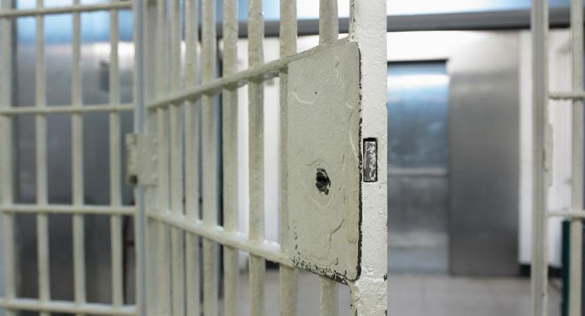 Wywieźli do lasu a następnie bili i torturowali
