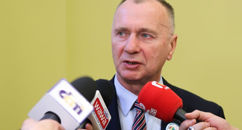 J.Łużniak : Nie zamierzam przekazywać danych osobowych mieszkańców Jeleniej Góry