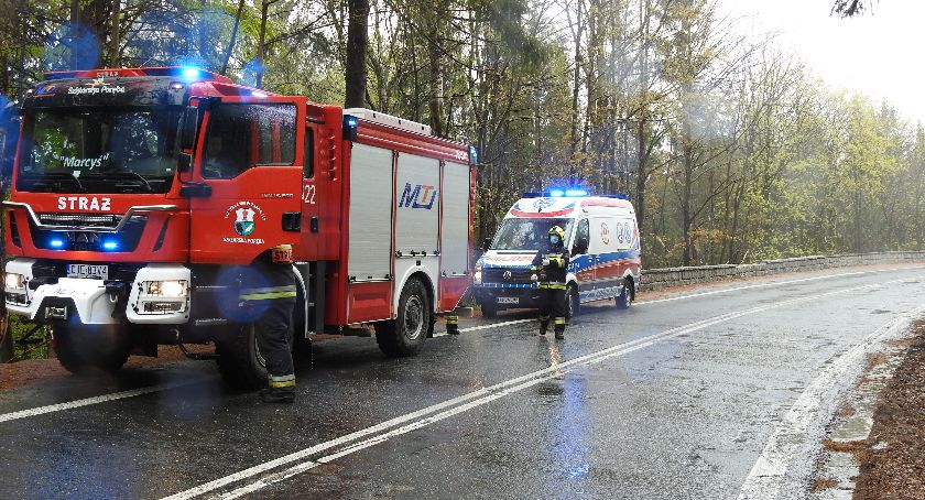 Szklarska Poręba : Wypadek na Zakręcie Śmierci. Lekkomyślny mężczyzna spadł z wysokości 3 metrów