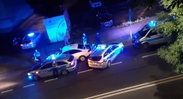 Jelenia Góra : Policyjny pościg zakończony zderzeniem z radiowozem. Zobacz nagranie
