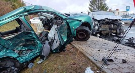 Wojcieszyce - Śmiertelny wypadek na krajowej trójce. Nie żyje 17-latka
