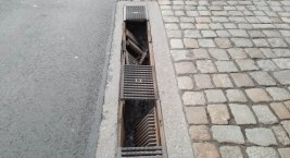 Jelenia Góra : Absurdalne niebezpieczeństwo na drodze. Historia bez końca