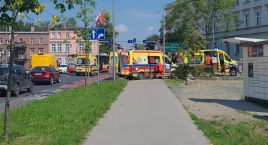 Hulajnogą pod samochód
