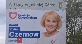 Przez lata turystów witał baner, dziś wita Zofia Czernow