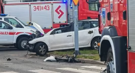 Groźny wypadek na skrzyżowaniu alei Jana Pawła II z ulicą Grunwaldzką
