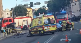 Poważny wypadek w centrum Jeleniej Góry. Zderzenie d&hellip;