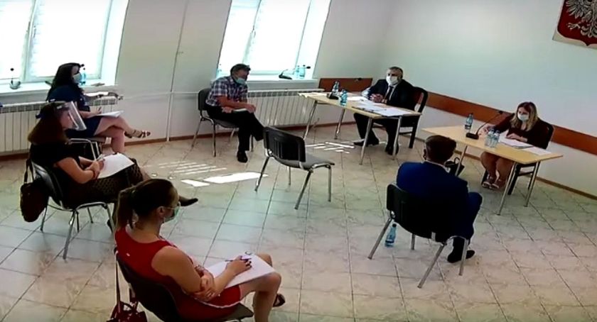 Radni przeciw zwolnieniu Zubowicza z pracy
