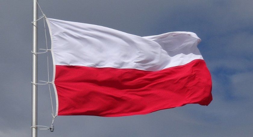 Nowy maszt z flagą w Sejnach?