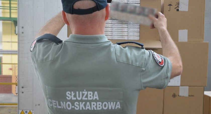 Papierosy za wełną mineralną