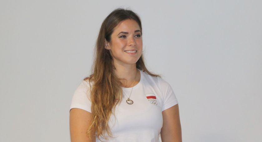 Sejneńscy samorządowcy gratulowali Marii Andrejczyk i jej rodzicom
