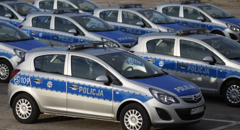 Policyjna zbiórka na SUV-a