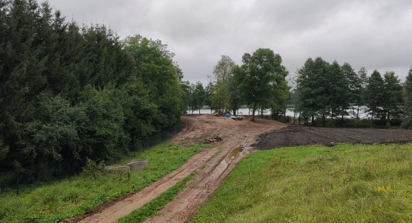 Warunkowe umorzenie w sprawie cmentarza w Białogórach