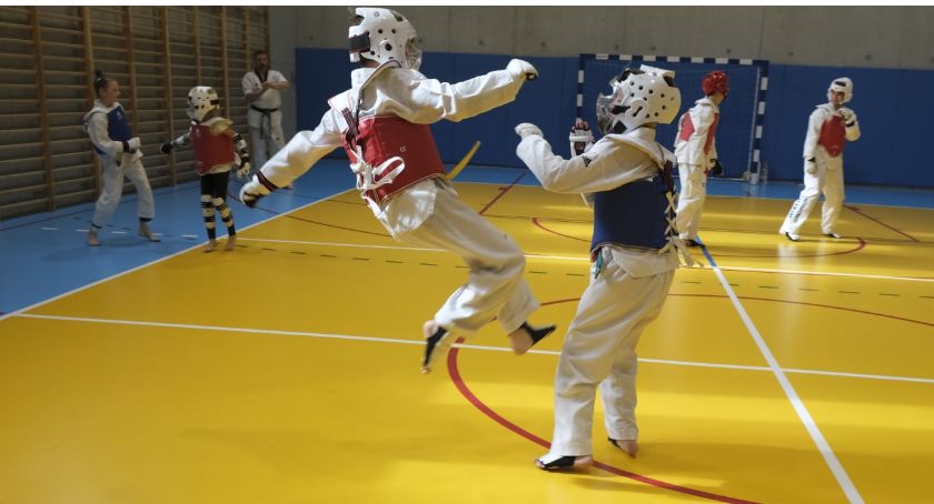 Zajęcia taekwondo w Gibach