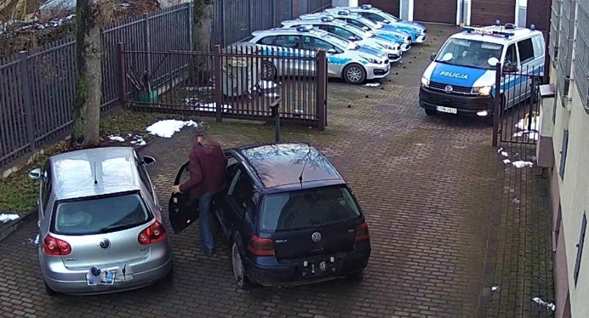 Pijany przyjechał na Policję