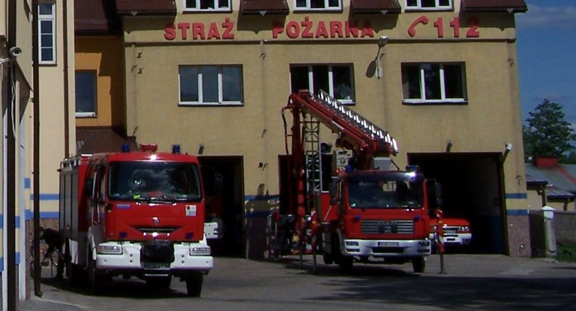 Płonęła sadza w kominach domów