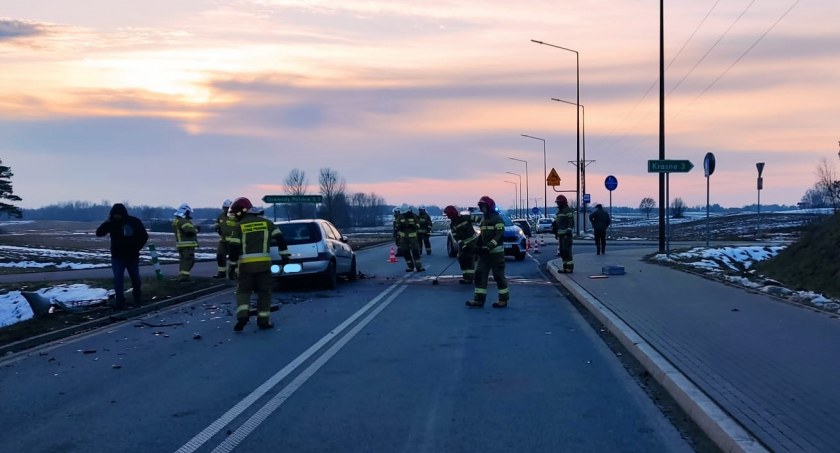 Kolizja trzech samochodów