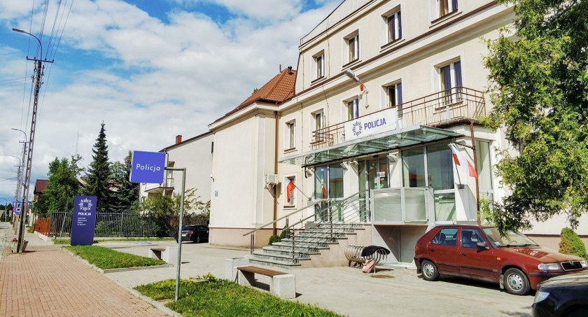 Pijany wezwał policjantów do żony