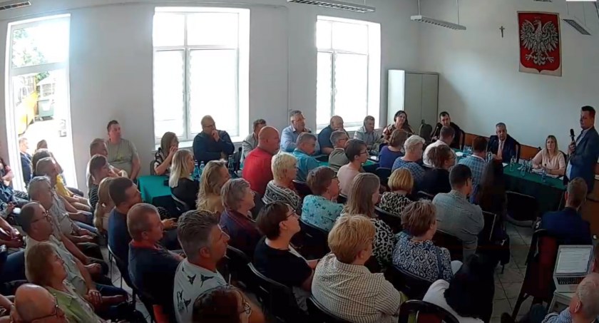 Kłopoty z remontem szkoły w Krasnowie