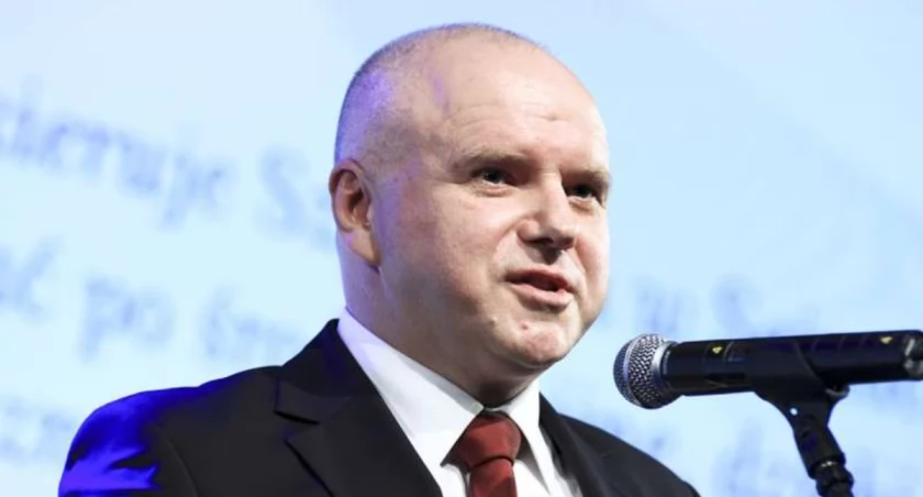 Kwaterski wśród wnioskujących o odwołanie marszałka