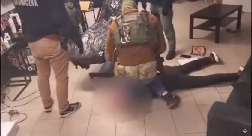 Organizator nielegalnego przekraczania granicy w rękach SG
