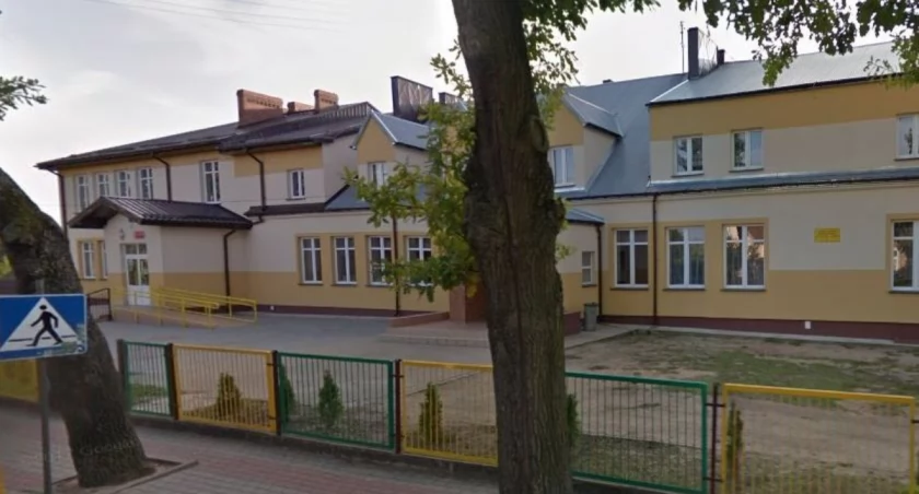 Szkoła w Gibach bez dyrektora