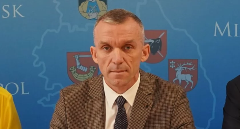 Starostą ponownie Maciej Plesiewicz