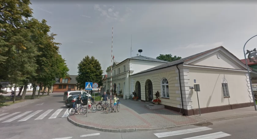 Rada zmieni pensję nowego burmistrza