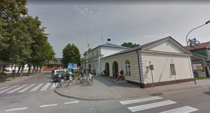 Wotum zaufania dla nowego burmistrza, absolutorium dla poprzedniego