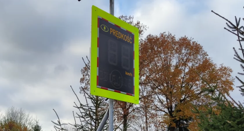 W Puńsku mają radarowy wyświetlacz prędkości