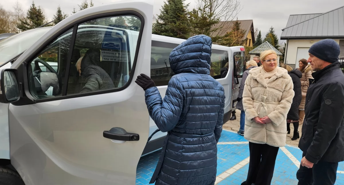 Nowy bus dla Środowiskowego Domu Samopomocy w Sejnach