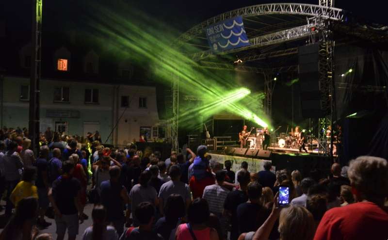 Feralny koniec imprezy