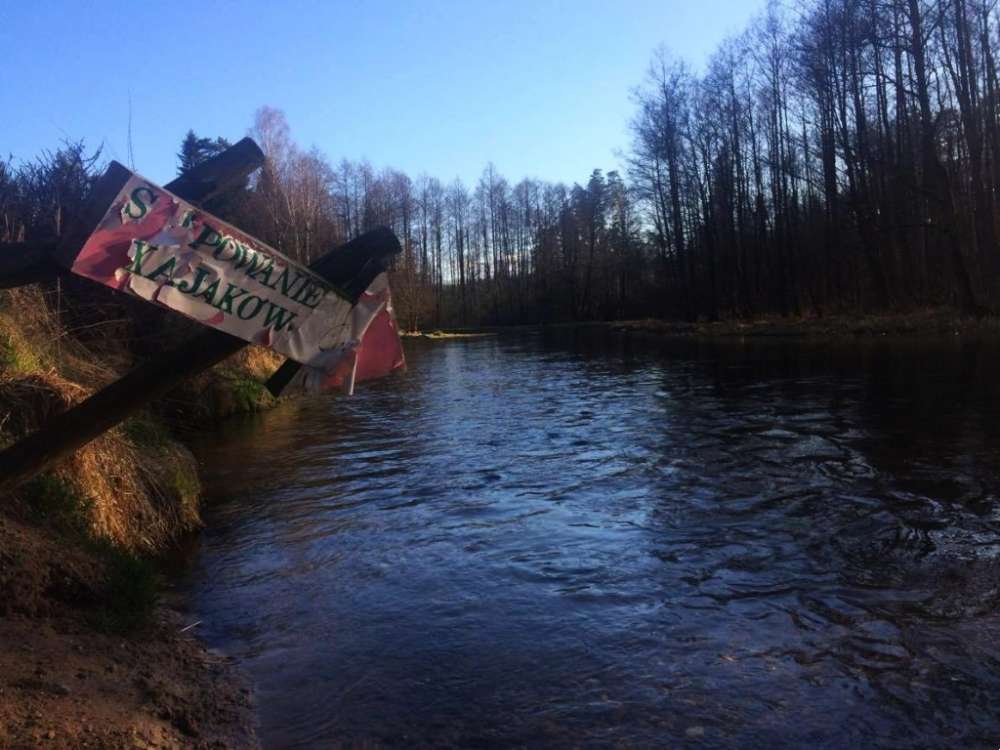 Ciało wyłowione z rzeki