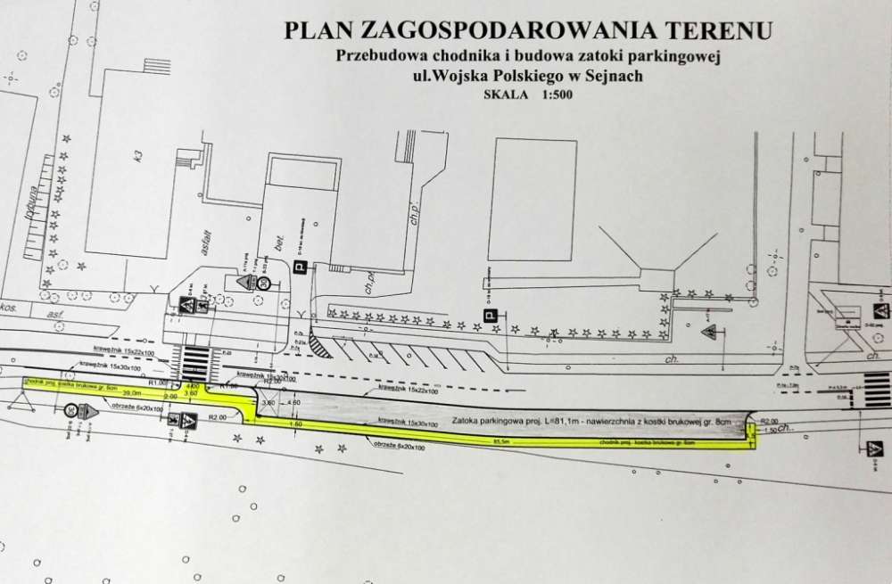 Parking przy szkole w Sejnach