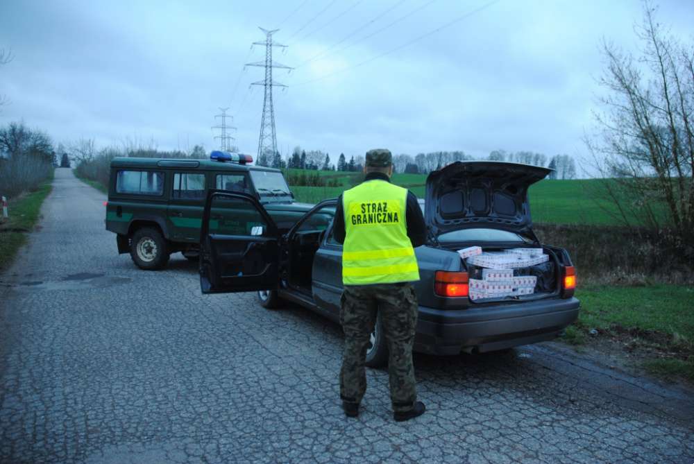 Volkswagen pełen papierosów