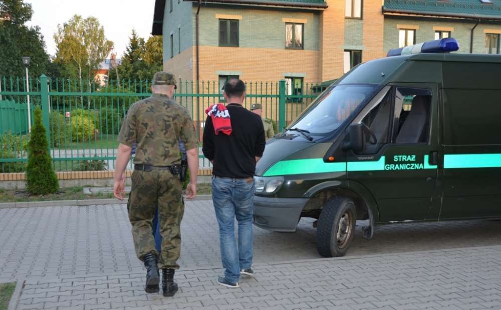 Nielegalni migranci