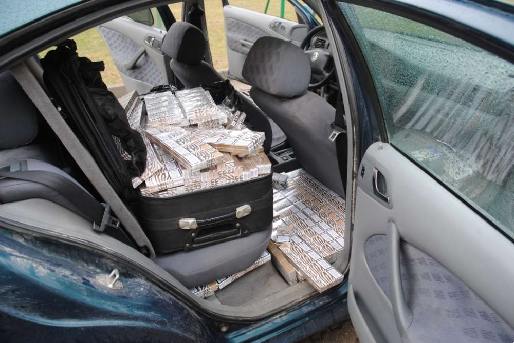 Skoda wypełniona papierosami