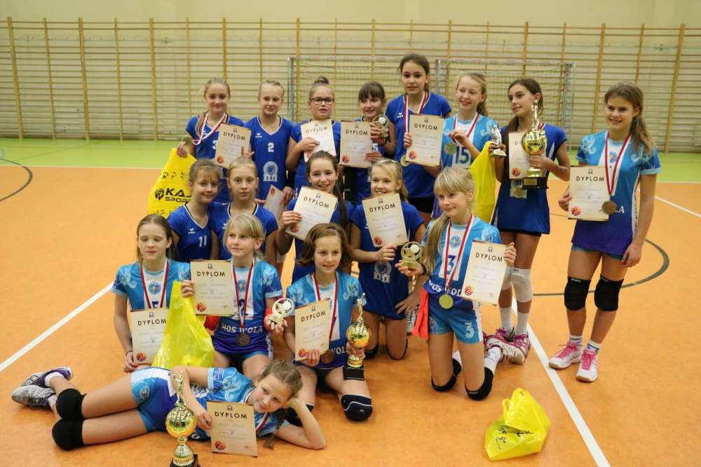 Wygrany turniej minisiatkówki w Gibach