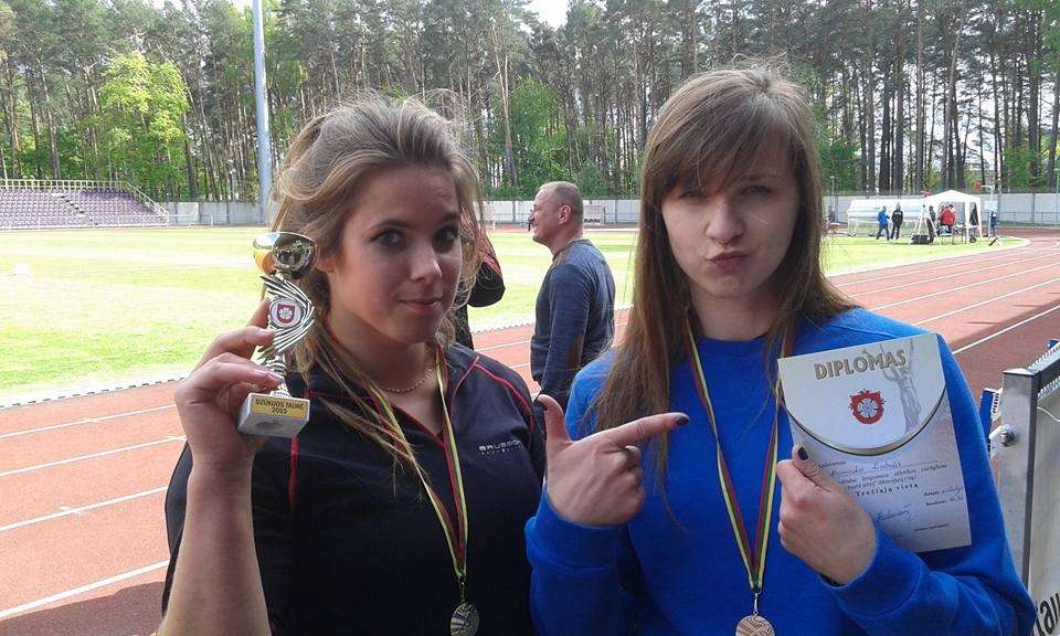 Maja złota, Dominika srebrna
