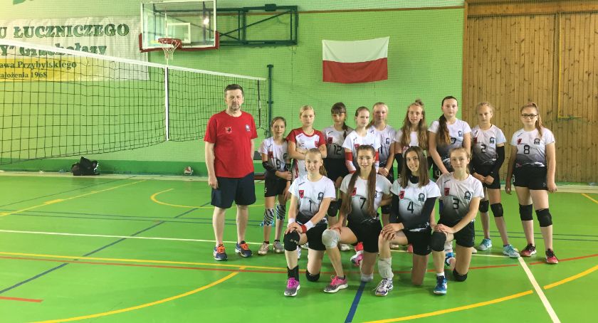 Czwarte miejsce Igrzysk Dzieci w Mini Piłce Siatkowej Czwórek